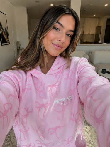 Click to view full screen Pink Bow Oversized Hoodie – Soft Cozy Streetwear for Women photo review