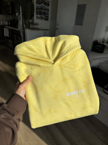 Click to view full screen Pink Bow Oversized Hoodie – Soft Cozy Streetwear for Women photo review