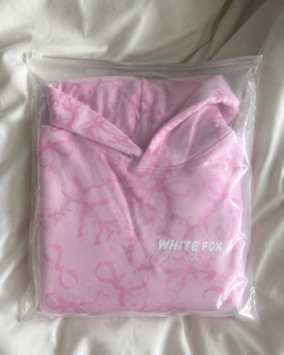 Click to view full screen Pink Bow Oversized Hoodie – Soft Cozy Streetwear for Women photo review